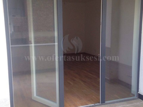 Shes banesen 94m2 kati i -I- / Peje