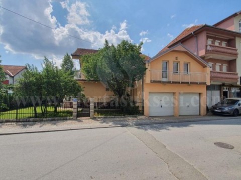 Jap me qira shtepin 260m2 + 60m2 garazh / Prishtine