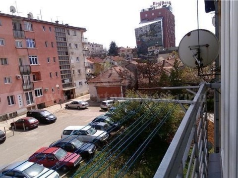 Jap me qira banesen 65m2 kati i -III- / Prishtine