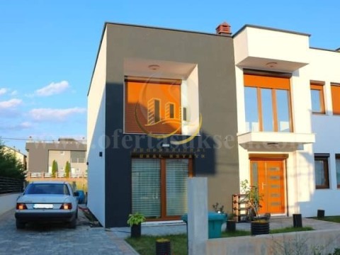 Jap me qira shtepin 180m2 dy kateshe / Prishtine