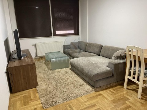 Jap me qira banesen 60m2 kati i -IV- / Prishtine 