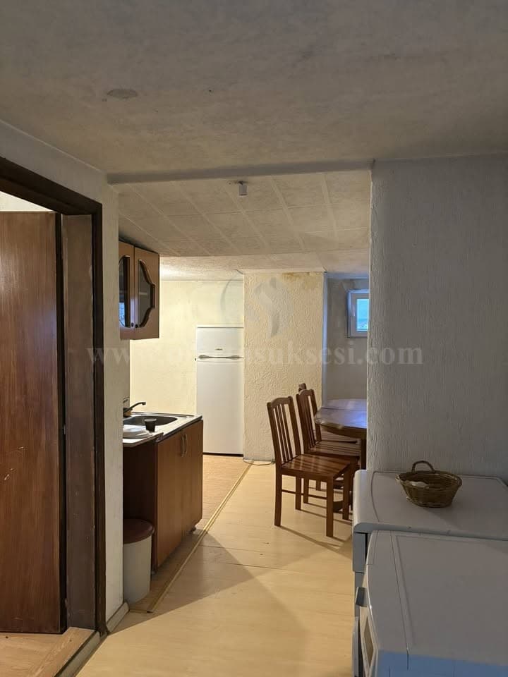 Shes banesen 75m2 kati i -VI-/Prishtine — fotografia 2