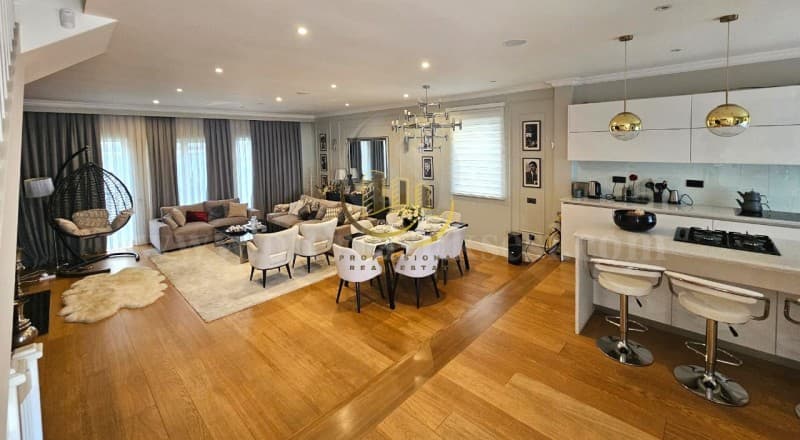 Jap me qira shtepin 250m2 me 3 ari oborr/Prishtine — fotografia 2