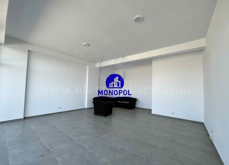 Jap me qira lokalin 50m2 kati i -I-/Prishtine — fotografia 2