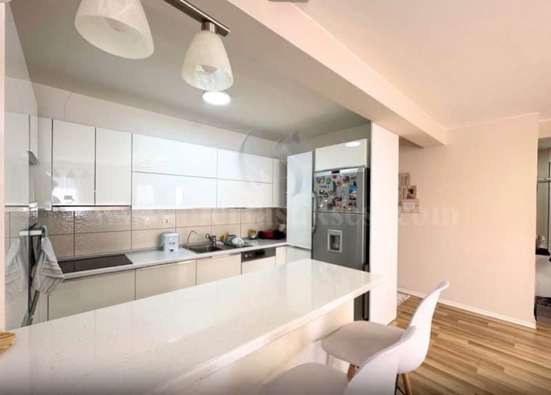 Shes banesen 107m2 kati i -VII- / Prishtine — fotografia 5