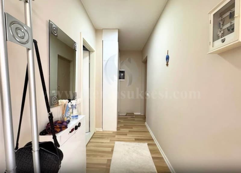 Shes banesen 107m2 kati i -VII- / Prishtine — fotografia 8