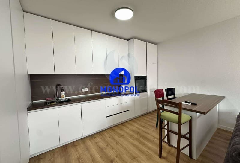 Jap me qira banesen 85m2 kati i -IV- / Prishtine — fotografia 3