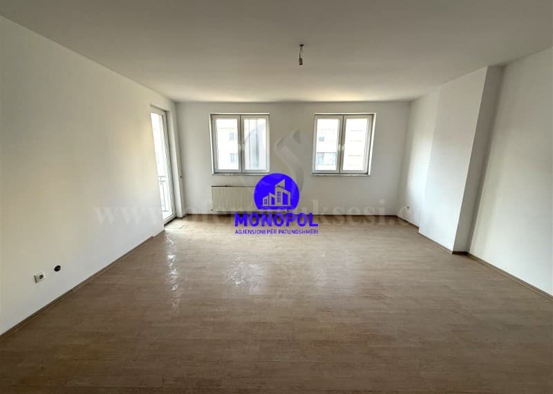 Jap me qira banesen-zyren 89m2 kati i -VI-/Fushe Kosove — fotografia 1