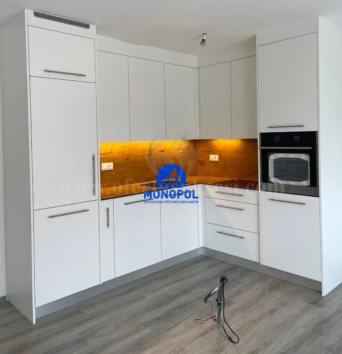 Jap me qira banesen-penthouse 85m2 kati i -VII-/Prishtine — fotografia 3