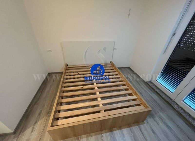 Jap me qira banesen-penthouse 85m2 kati i -VII-/Prishtine — fotografia 4