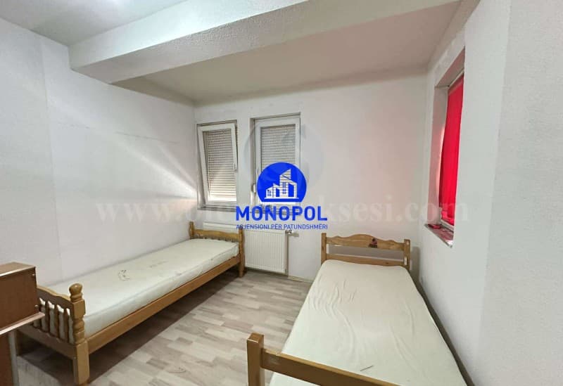Jap me qira banesen 80m2 kati perdhes/Prishtine — fotografia 3