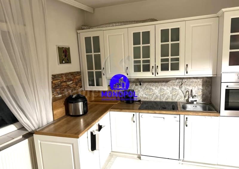 Jap me qira shtepin 220m2 dy kateshe / Prishtine — fotografia 3