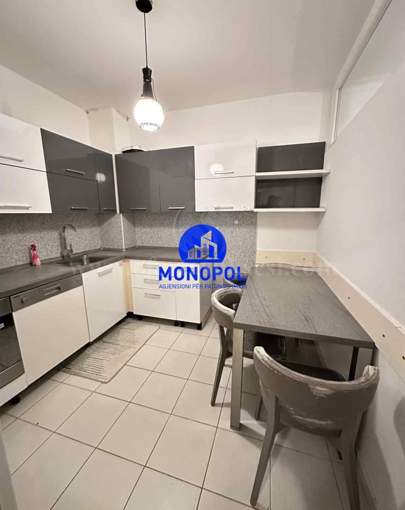 Jap me qira banesen 80m2 kati i -XIII- /Prishtine — fotografia 3