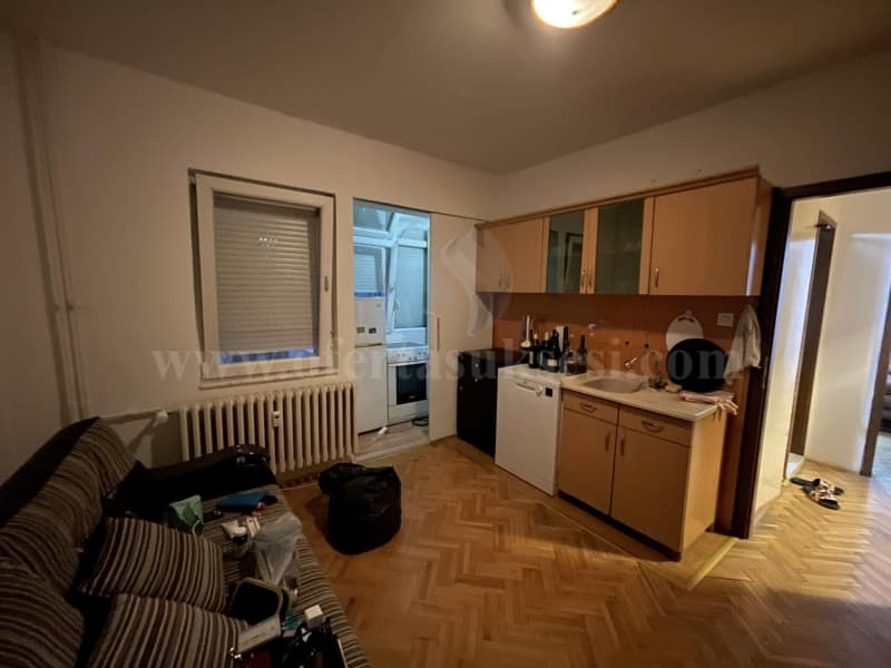 Shes banesen 42m2neto kati i -III- / Prishtine — fotografia 7