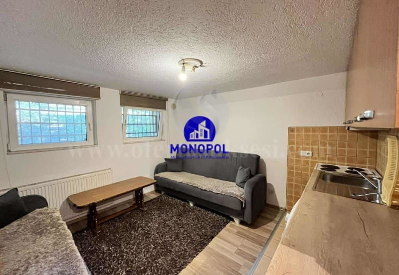 Jap me qira banesen-garsoniern 20m2 kati bodrum / Prishtine — fotografia 1