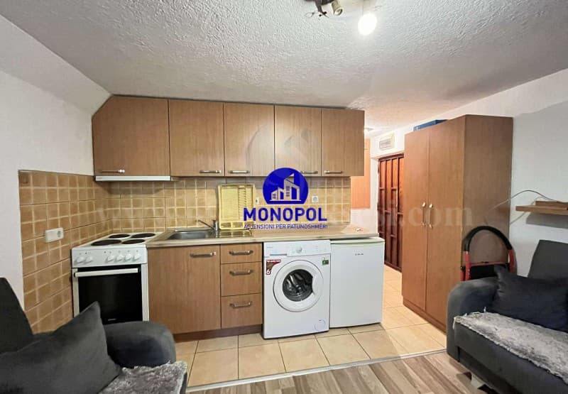 Jap me qira banesen-garsoniern 20m2 kati bodrum / Prishtine — fotografia 3