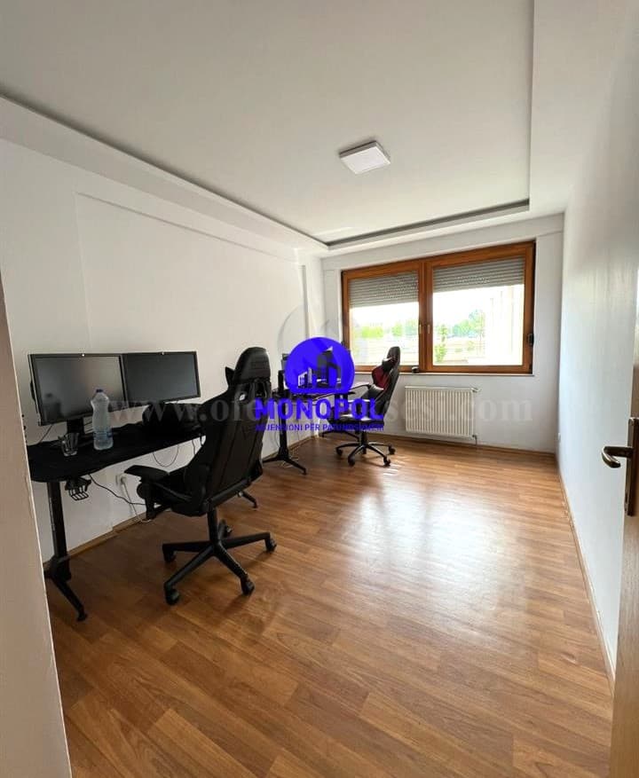 Jap me qira banesen-zyren 100m2 kati i -I- /Prishtine — fotografia 8