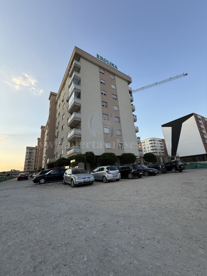 Shes banesen 47m2 kati i -VI-/Fushe Kosove — fotografia 1