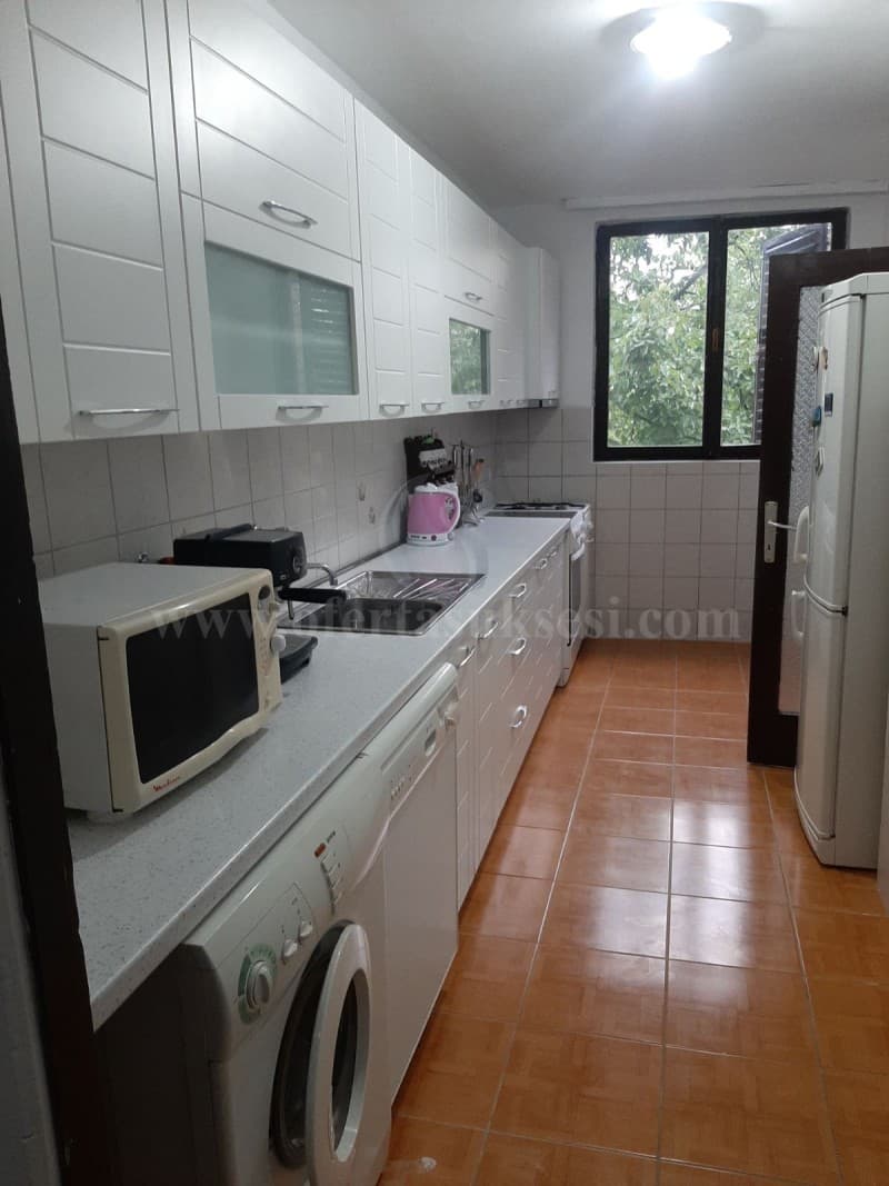 Japme qira banesen 75m2 kati i -III-/Prishtine — fotografia 4