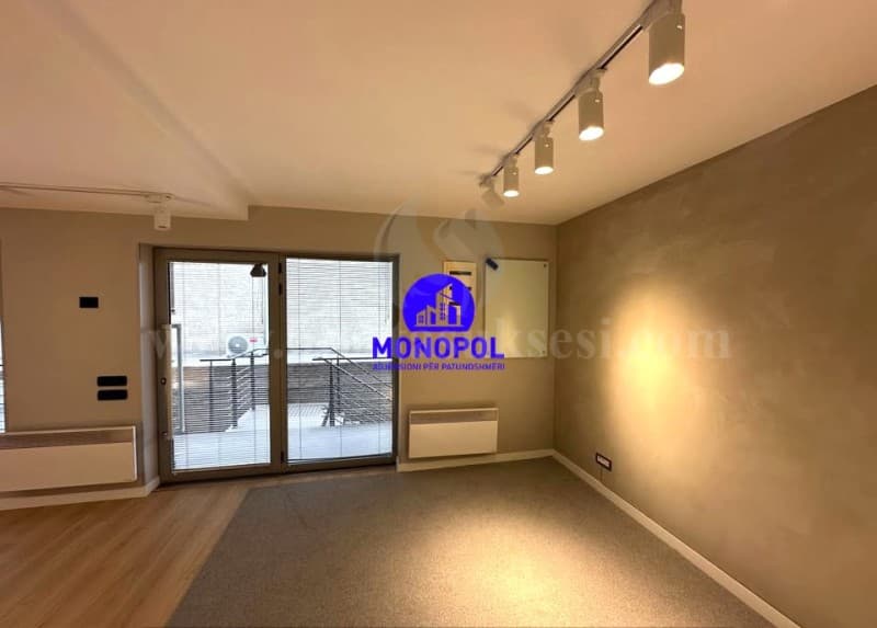 Jap me qira lokalin 35m2 kati i -I-/Prishtine — fotografia 7