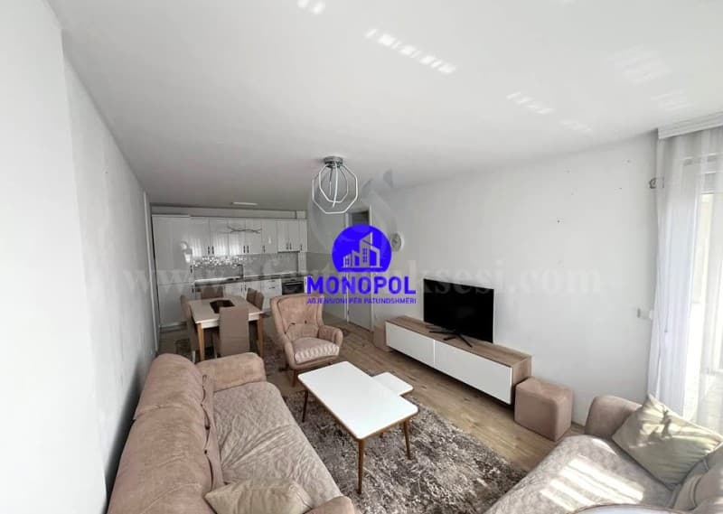 Shes banesen 84m2 kati i -VII-/Fushe Kosove — fotografia 1