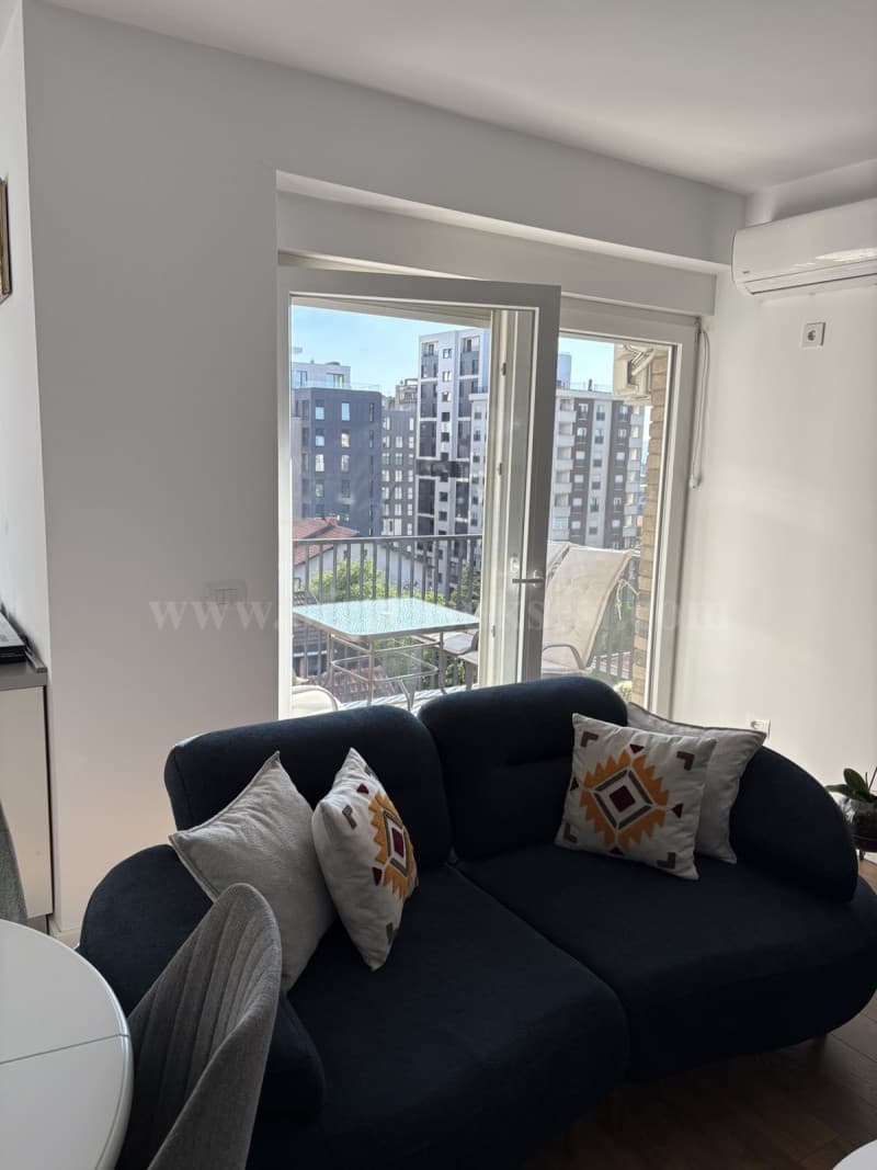 Shes banesen 100m2 kati i -VII- / Prishtine — fotografia 2