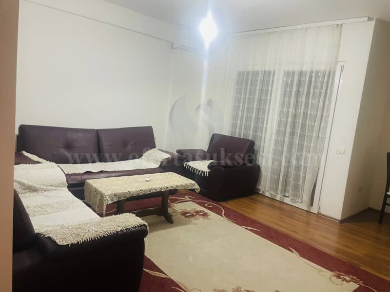 Jap me qira banesen 100m2 kati i -I-/Prishtine — fotografia 8