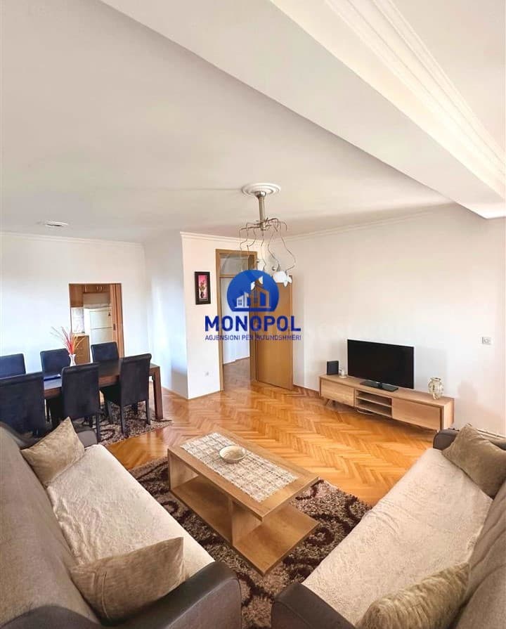 Jap me qira banesen 85m2 kati i -IV- / Prishtine — fotografia 1