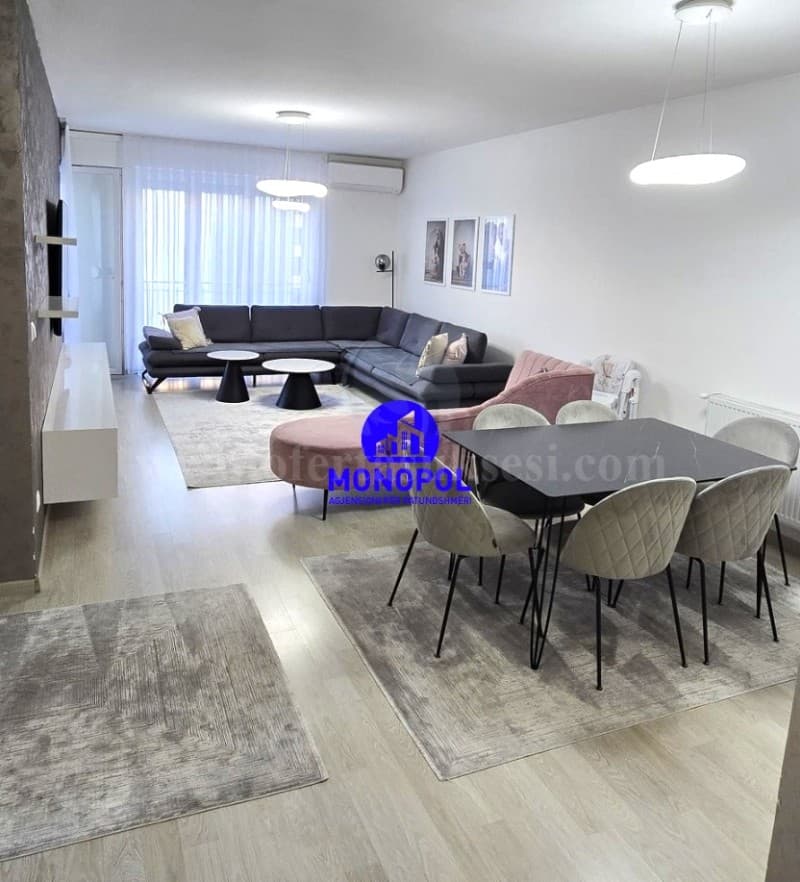 Shes banesen 95.58m2 kati i -VII- / Fushe Kosove — fotografia 1