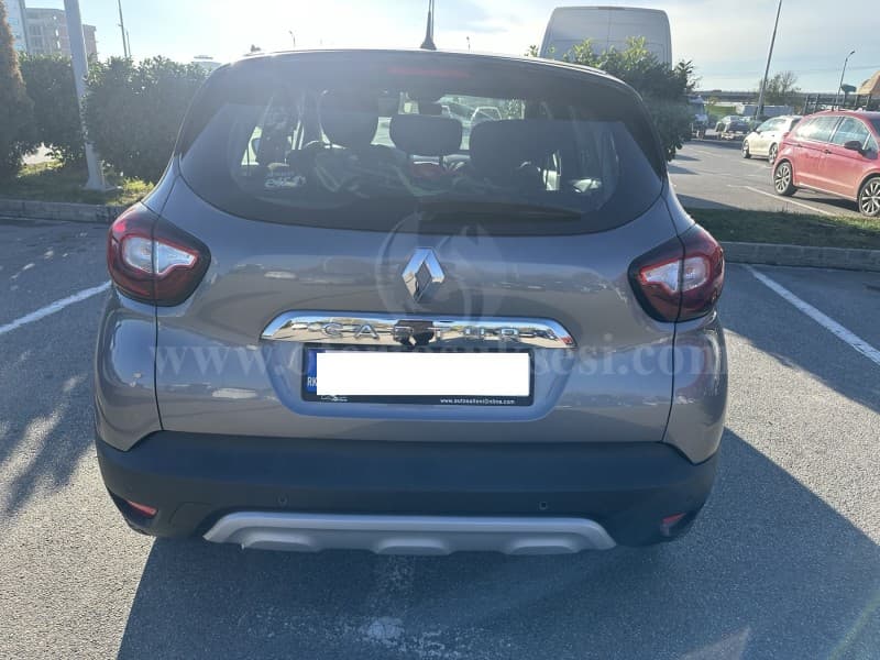 Shes Renault Captur 1.5 dizel — fotografia 5