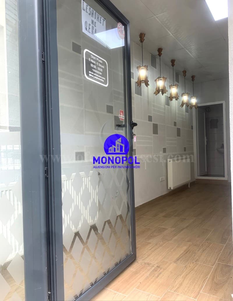 Jap me qira lokalin 20m2 kati perdhes/Prishtine — fotografia 5