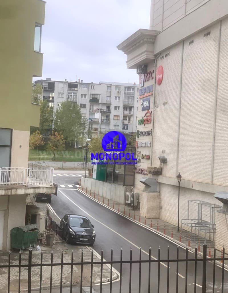 Jap me qira lokalin 20m2 kati perdhes/Prishtine — fotografia 6
