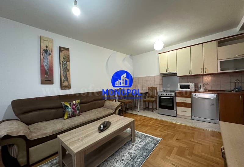 Shes banesen 58.2m2 kati i -III- / Prishtine — fotografia 3