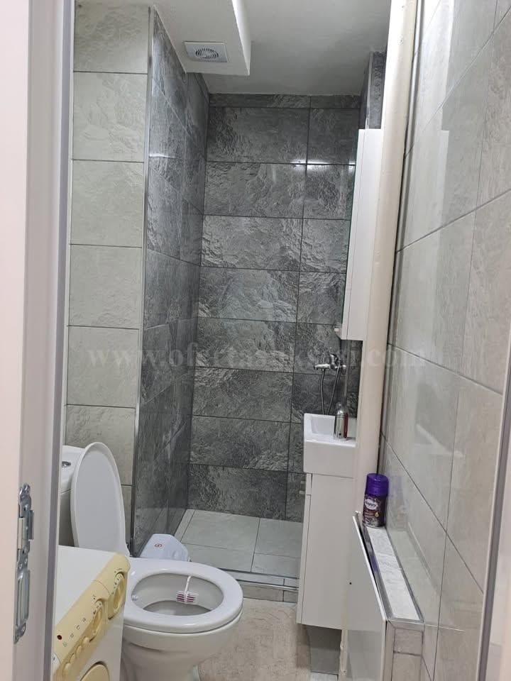 Jap me qira garsonieren 27m2 kati i -V-/Prishtine — fotografia 4