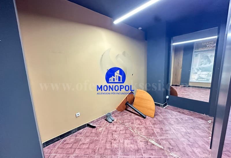 Jap me qira lokalin 80m2 kati perdhes/Prishtine — fotografia 3