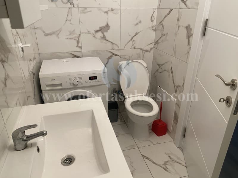 Shes banesen 50m2 kati i -II-/Fushe Kosove — fotografia 4