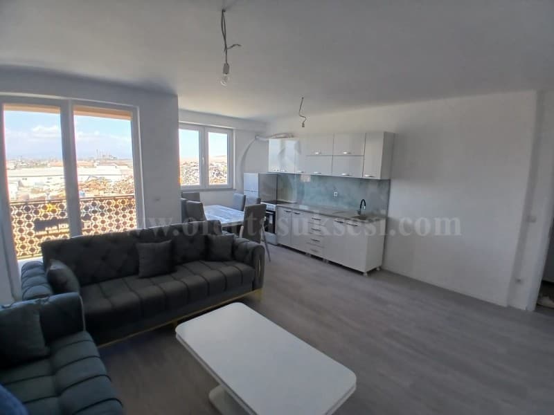 Jap me qira banesen 63m2 kati -III-/Fushe Kosove — fotografia 2