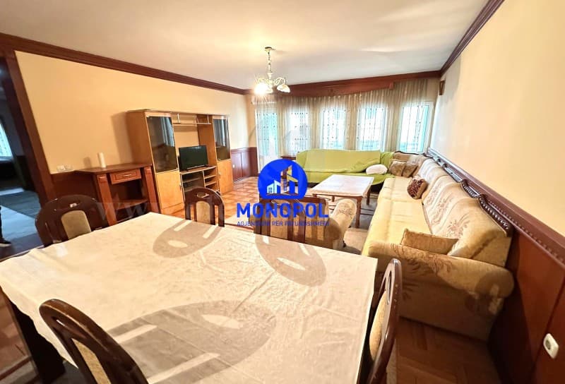 Jap me qira banesen 220m2 kati i -IV- / Prishtine — fotografia 2