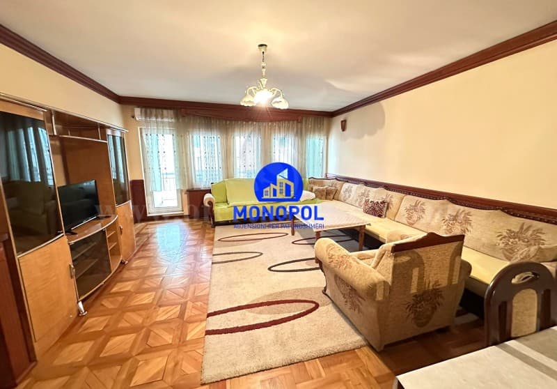 Jap me qira banesen 220m2 kati i -IV- / Prishtine — fotografia 1