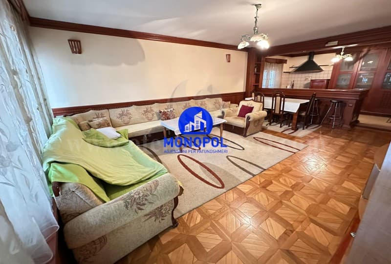 Jap me qira banesen 220m2 kati i -IV- / Prishtine — fotografia 3