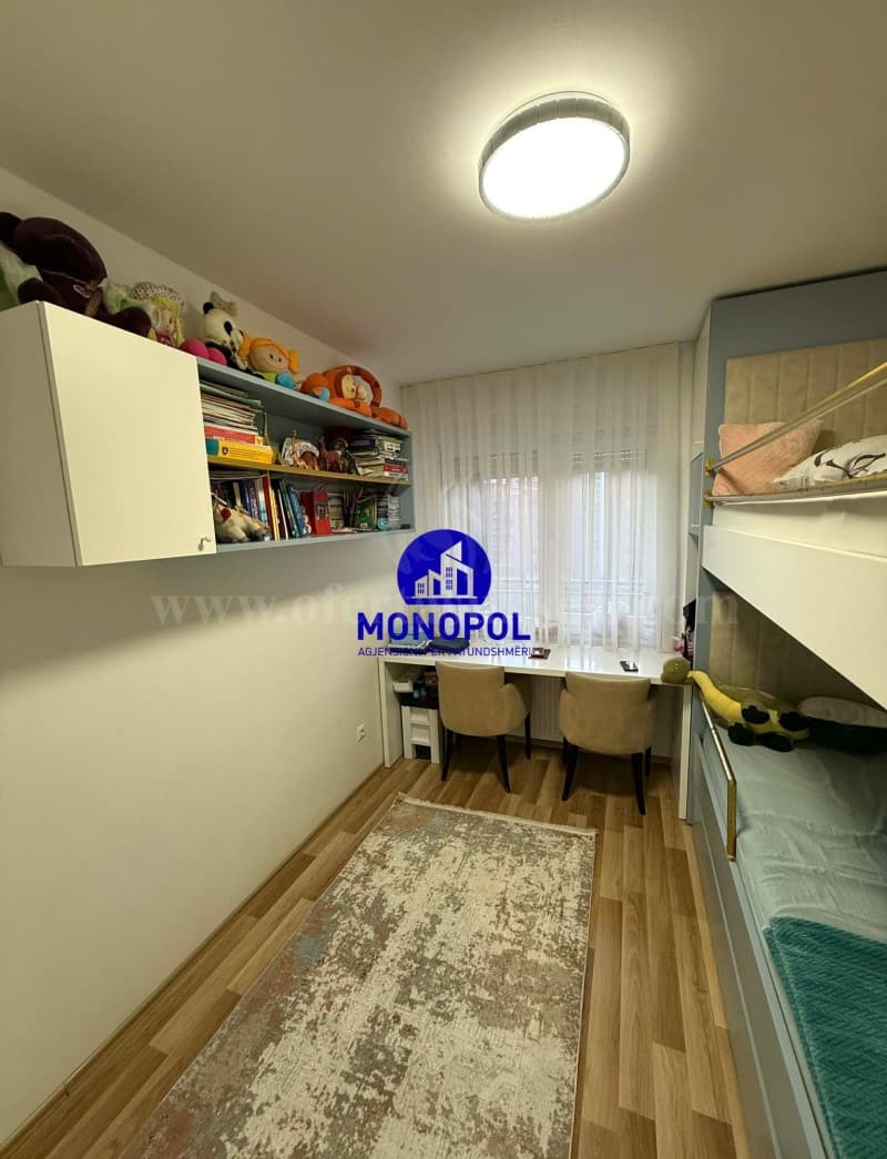 Shes banesen 80.4m2 kati i -III-/Prishtine — fotografia 6