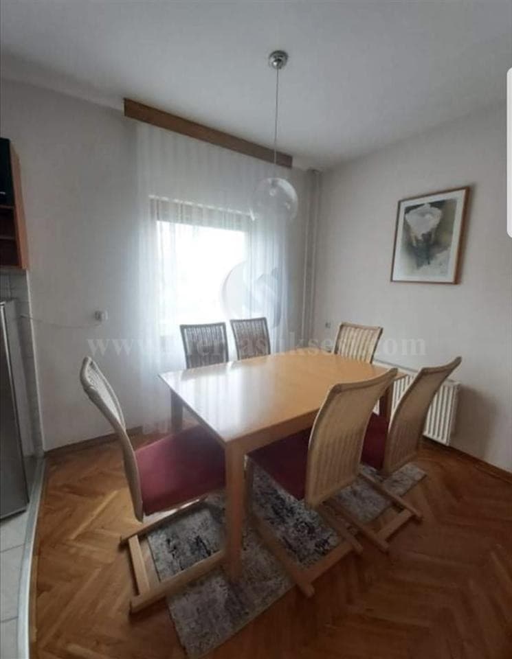 Jap me qira banesen 150m2 kati i -III-/Prishtine — fotografia 4