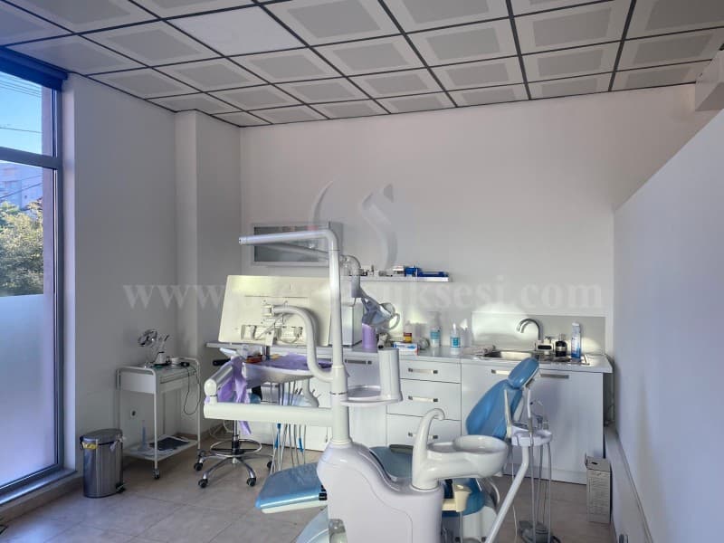 Shes lokalin 50m2 kati i -I- / Prishtine — fotografia 7