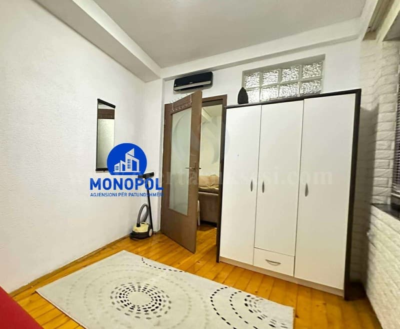 Jap me qira katine e shtepis 50m2 kati perdhes/Prishtine — fotografia 4