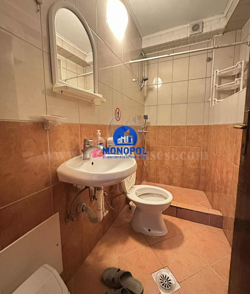 Jap me qira katine e shtepis 50m2 kati perdhes/Prishtine — fotografia 5