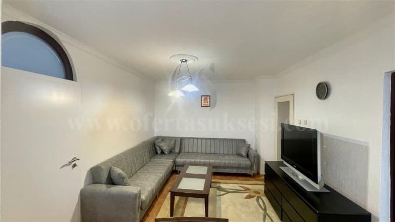 Jap me qira banesen 70m2 kati i -III- / Prishtine — fotografia 1