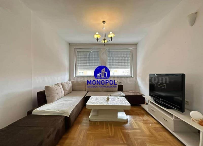 Jap me qira banesen 56m2 kati i -V- / Prishtine — fotografia 1