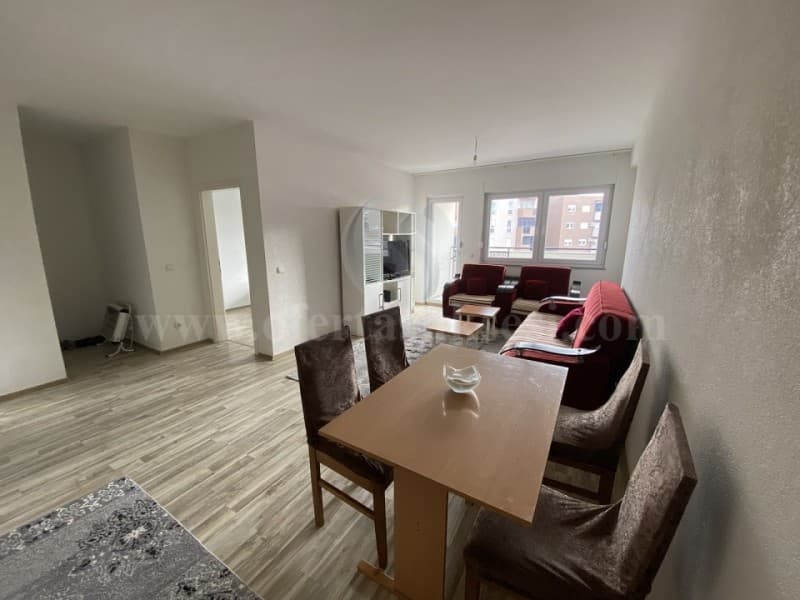 Jap me qira banesen 60m2 kati i -II-/Prishtine — fotografia 1