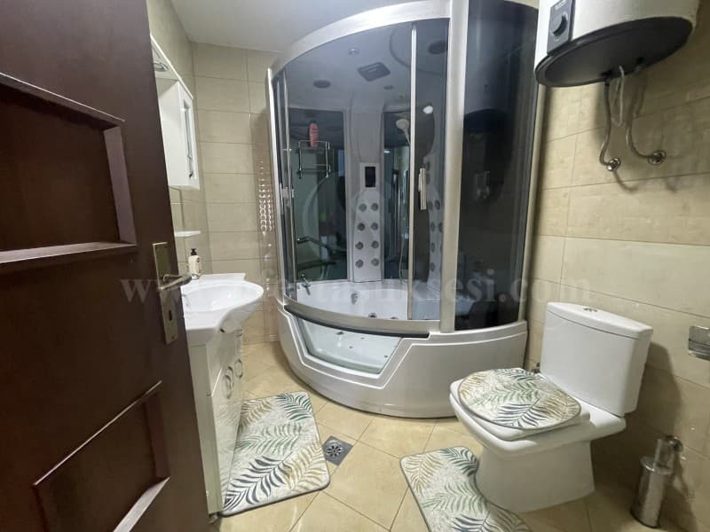 Jap me qira banesen-penthose 110m2 kati i -VII-/Prishtine — fotografia 4