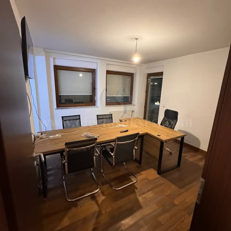 Jap me qira banesen-zyren 84m2 kati i -II-/Prishtine — fotografia 1